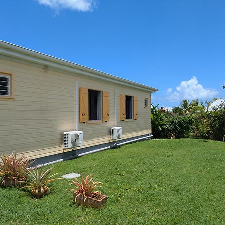 Lamentin Charmante Villa Creole Climatisee, Jardin Tropical Et Piscine Prives מראה חיצוני תמונה